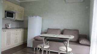 Гостиница Коралл Лоо люкс двухкомнатный с кухней на двоих-4