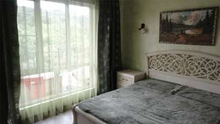 Гостиница Коралл Лоо люкс двухкомнатный с кухней на двоих-1