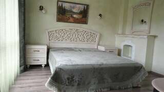 Гостиница Коралл Лоо люкс двухкомнатный с кухней на двоих-2