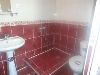 Гостиница Коралл Лоо стандартный номер 3х местный-3